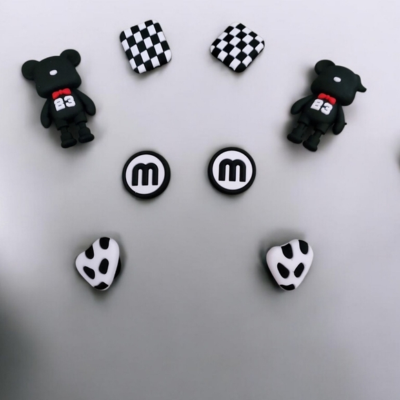 Bear Croc Charms - Picture 1 of 2